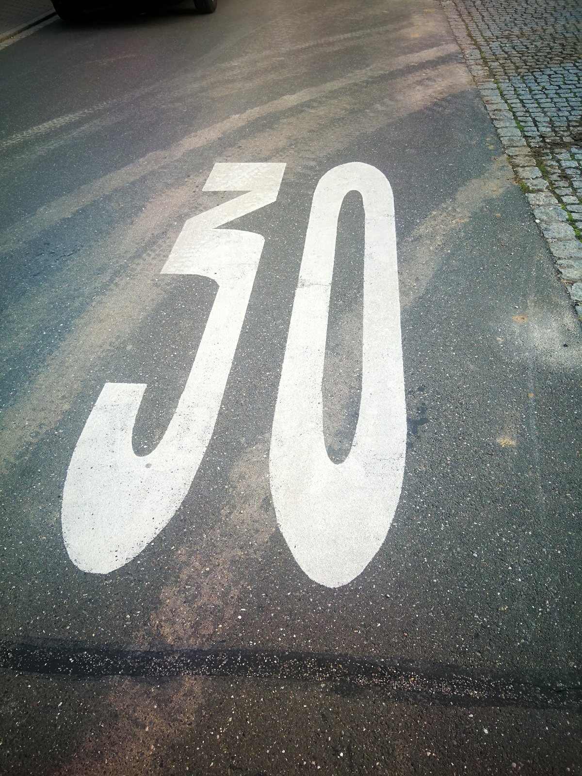 Straßenmarkierung